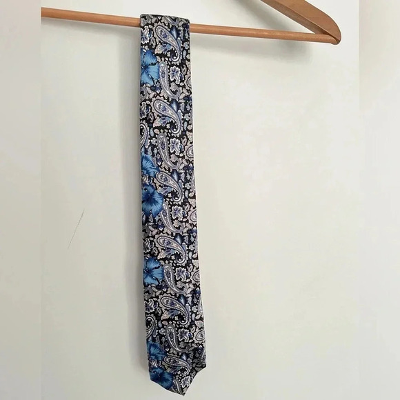Paisley  Silk Tie - Blue and Black - Picture 2 of 7